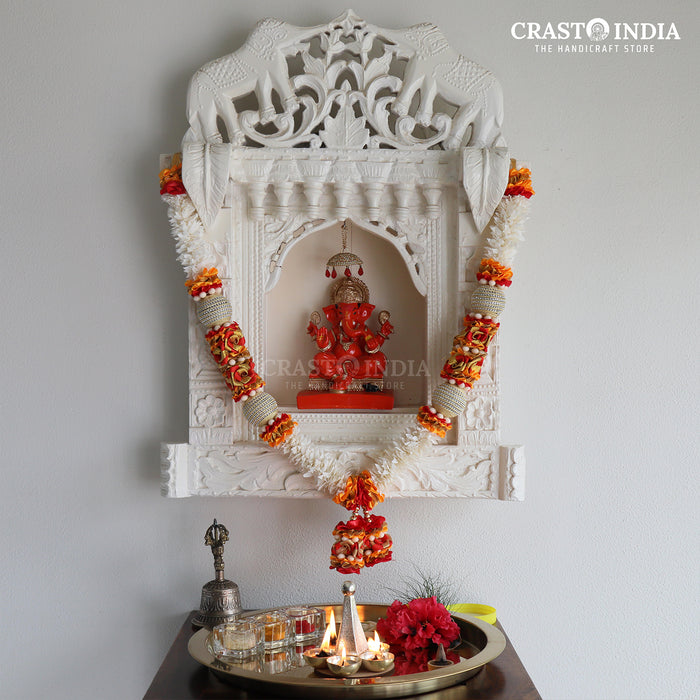 CRASTO INDIA HANDCRAFTED RIBBON GARLAND WITH CHAIN BALL AND ROSES