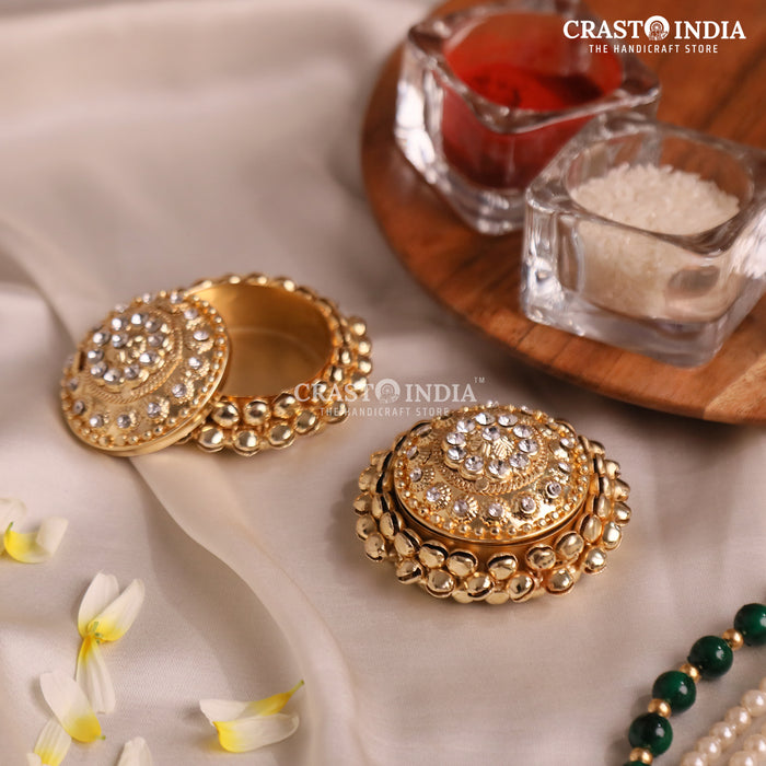 PACK OF 6 PCS - CRASTO INDIA HANDCRAFTED ROUND GHUNGROO JEWELLERY BOX WITH SPIRAL BALL CHAIN WITH STONES WITHOUT HINGE.