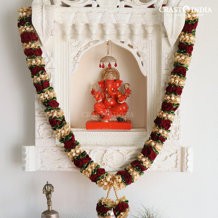 CRASTO INDIA HANDCRAFTED RED VELVET ROSE GARLAND