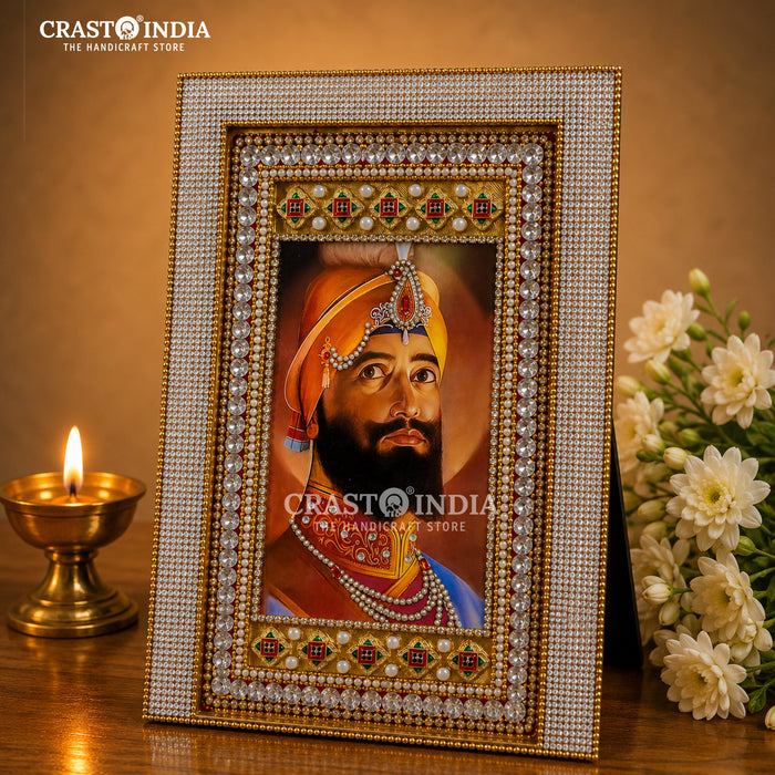 CRASTO INDIA HANDCRAFTED GURU NANAK DEV JI LED FRAME/RANGOLI