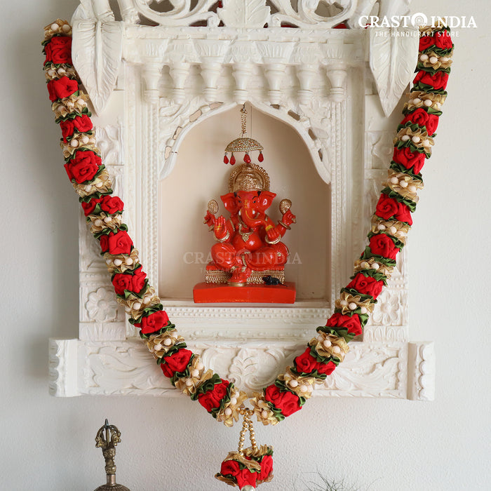 CRASTO INDIA HANDCRAFTED RED VELVET ROSE GARLAND